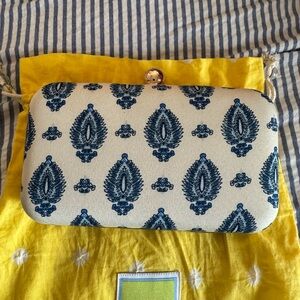 Singhvis luxury brand block print clutch with chain strap. NWT. 7x4 1/2.